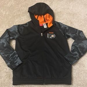 NWOT Reebok face off collection NHL flyers zip up hoodie size M